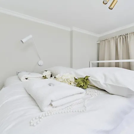 Apartment Lokum Vena By Renters Wroclaw